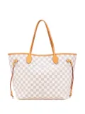 Louis Vuitton Pre-Owned 2011 Damier Azur Neverfull MM tote bag - White
