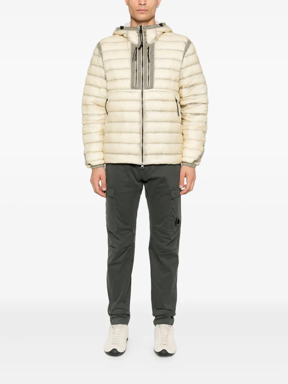 C.P. Company cargo pocket-detail trousers Groen