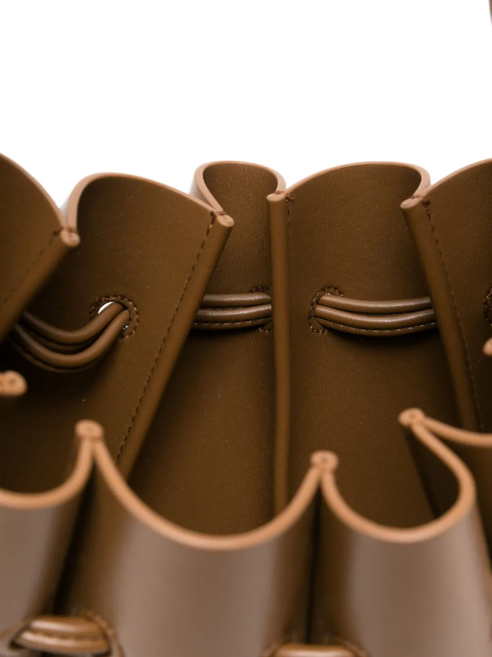 Themoirè Calipso leather shoulder bag Bruin