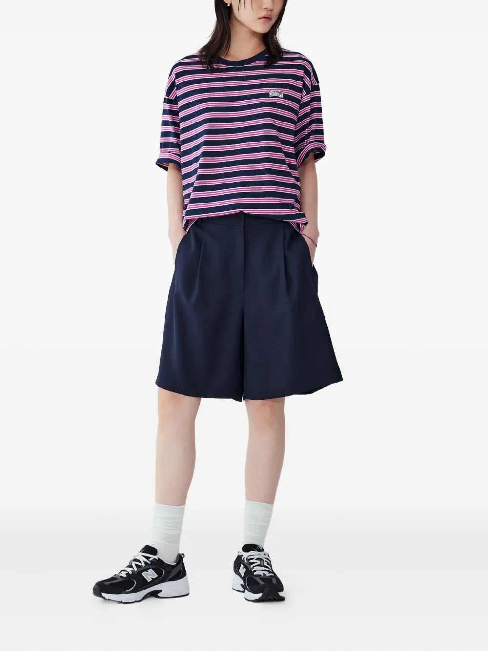 Studio Tomboy Pleated Pocket Shorts In Blue