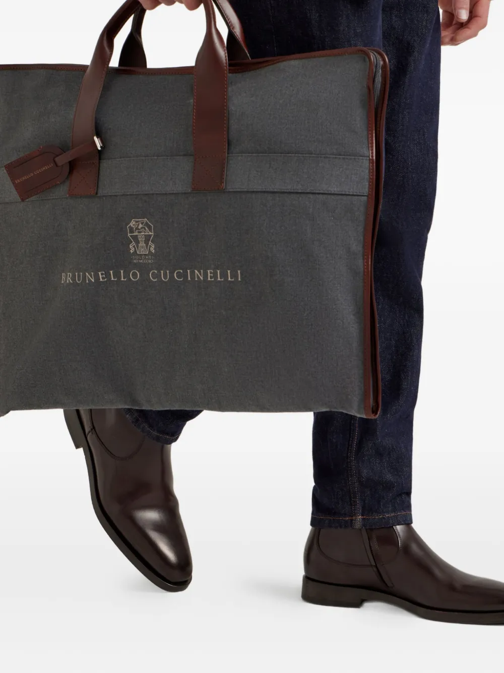Brunello Cucinelli leather-trimmed suit carrier | Image 2