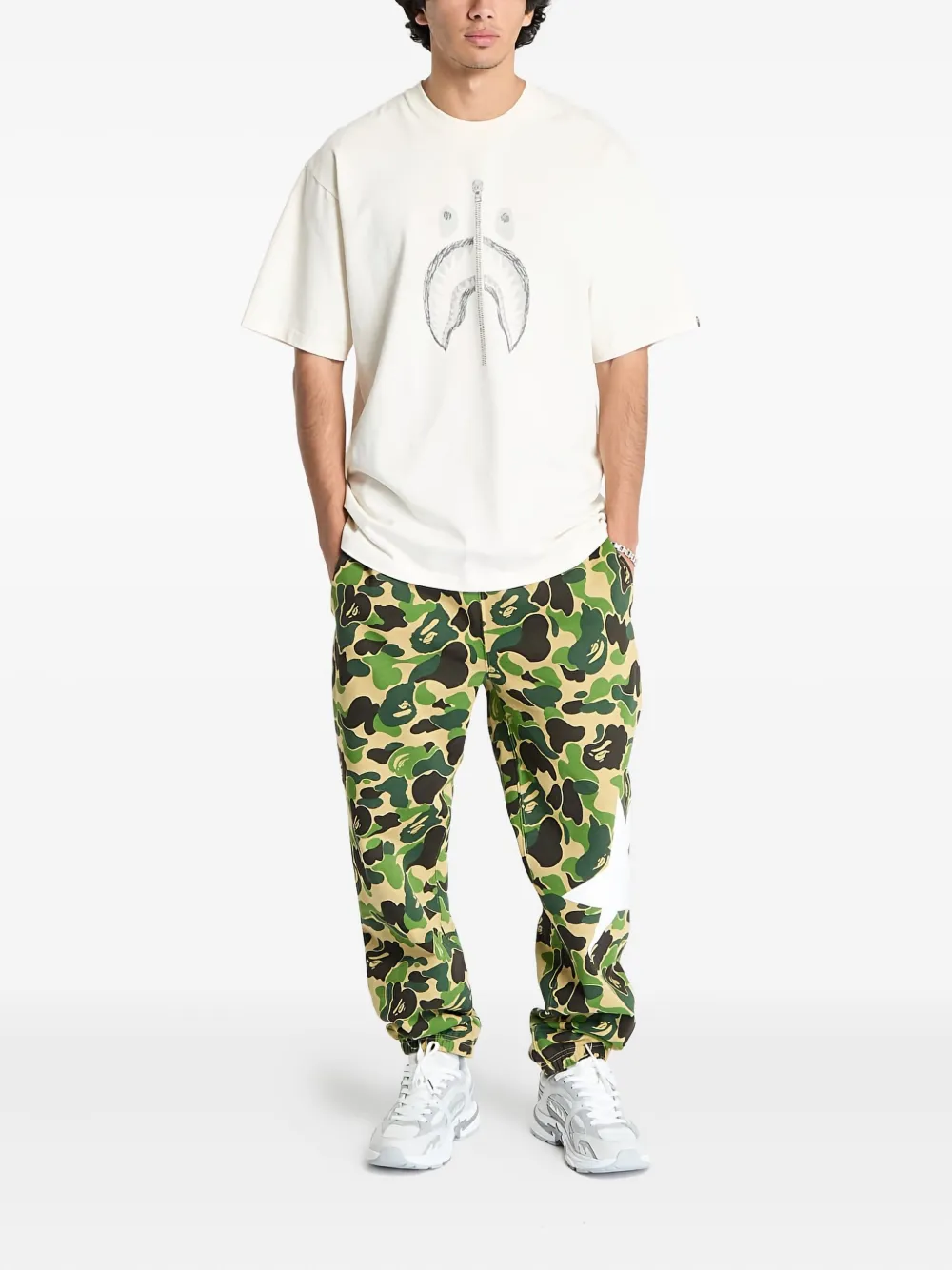 A BATHING APE shark-zip T-shirt Wit