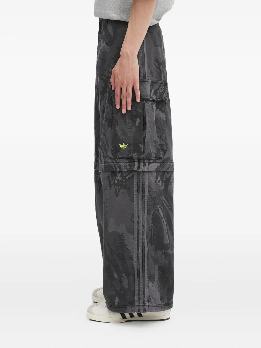 adidas detachable-panels cargo pants Grijs