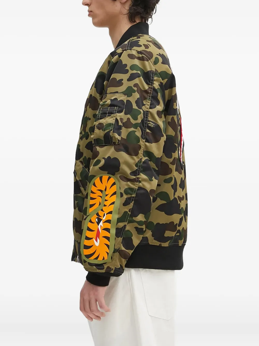 A BATHING APE 1st Camo Shark Ma-1 embroidered bomber jacket Groen