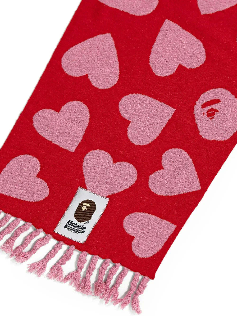 A BATHING APE heart-pattern fringed scarf Rood