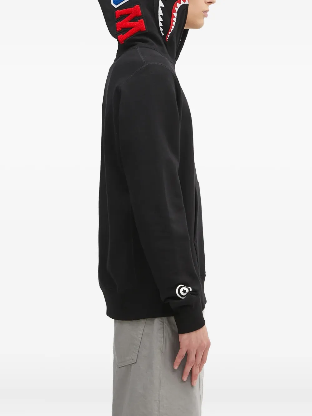 A BATHING APE shark-motif hoodie Zwart