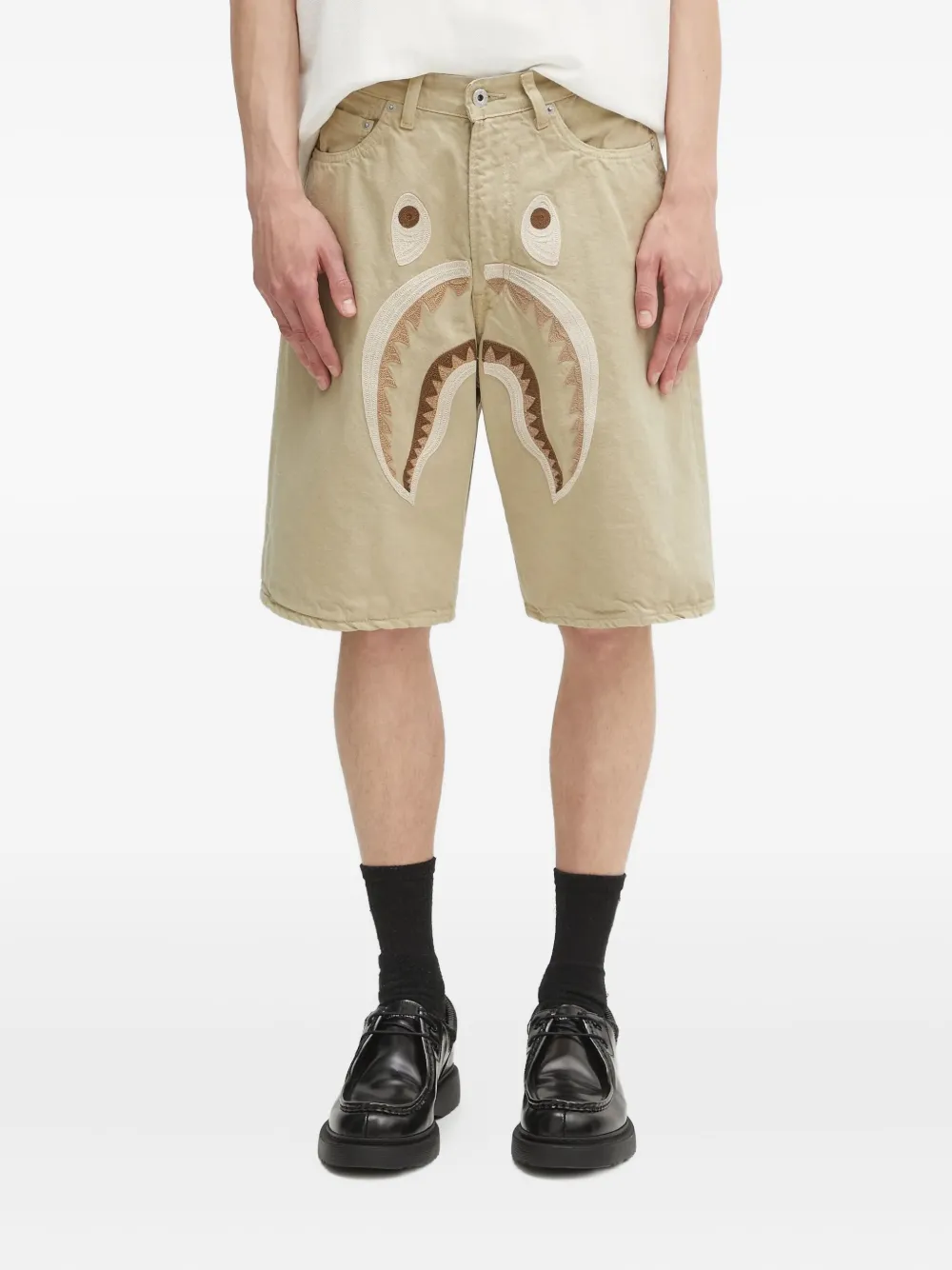A BATHING APE garment-dyed denim shorts Beige