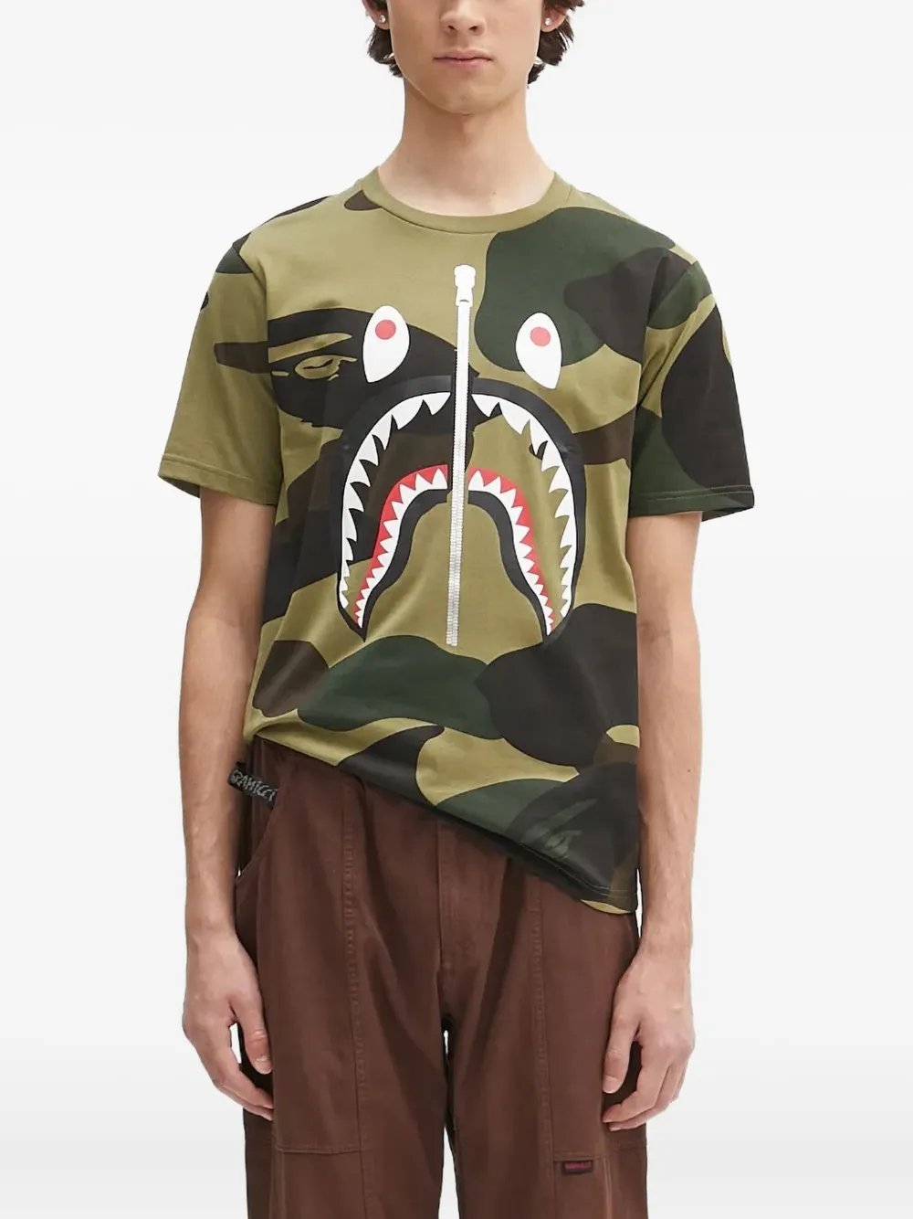 A BATHING APE 1st Camo Shark T-shirt Groen