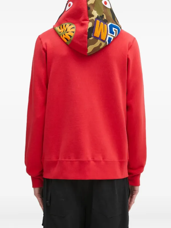 A BATHING APE® シャークパターン スウェットパーカー | レッド