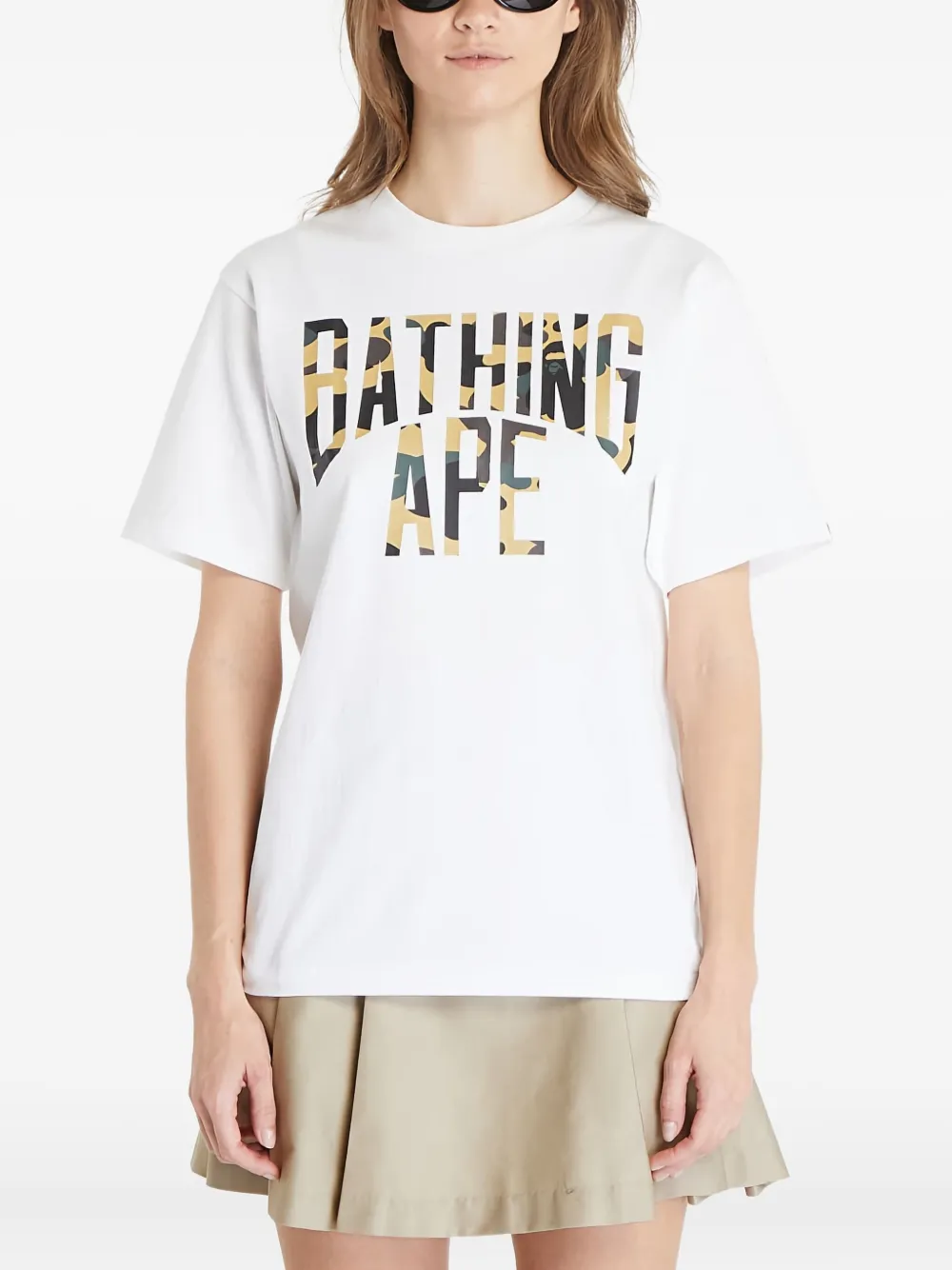 A BATHING APE 1st Camo NYC T-shirt met logo Wit