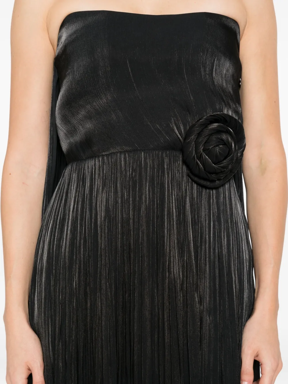 NISSA pleated rose-embellished maxi dress Zwart
