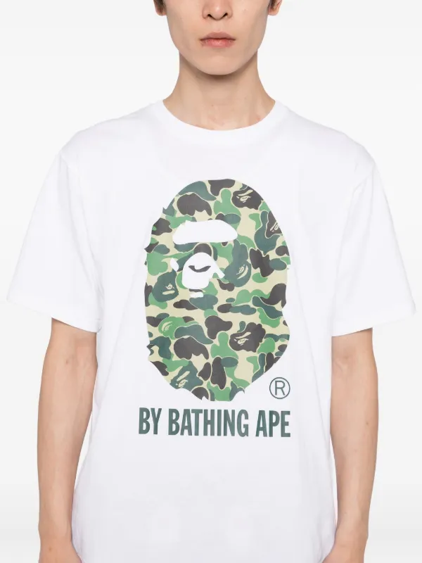A BATHING APE® グラフィック Tシャツ | ホワイト | FARFETCH JP