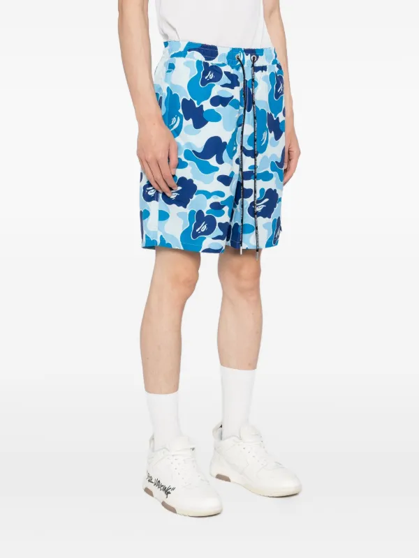 A BATHING APE® グラフィック ショートパンツ | ブルー