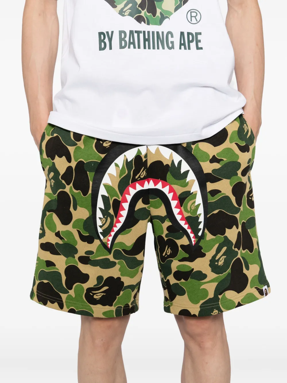A BATHING APE Shorts met grafische print Groen