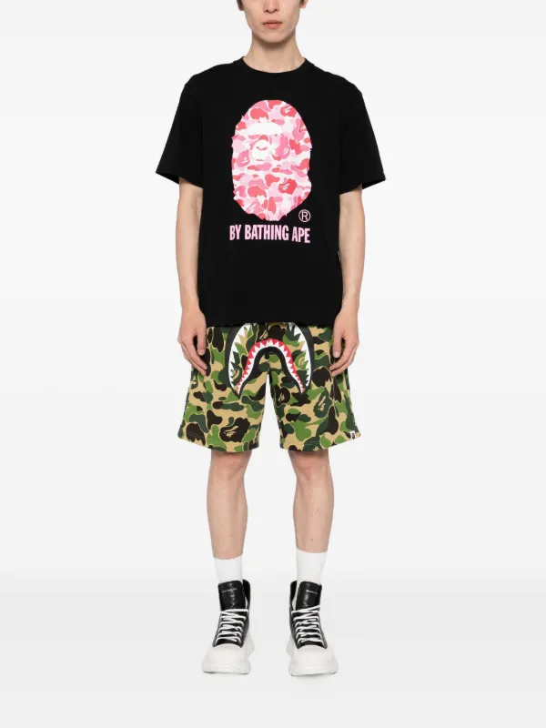 A BATHING APE® グラフィック Tシャツ | ブラック | FARFETCH JP