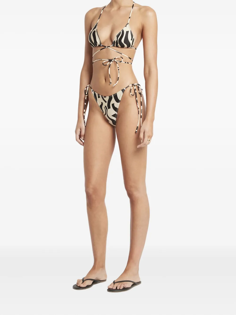 Faithfull the Brand Marzia bikini top & Nomi bikini bottoms Zwart