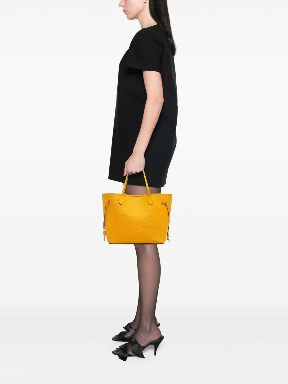 Louis Vuitton Pre-Owned 2007-2025 Epi Neverfull MM tote bag | Pre-Owned | Image 2