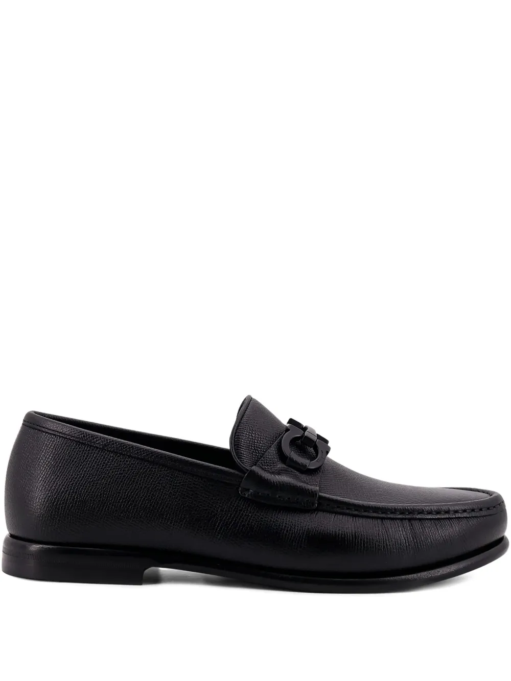 Ferragamo Gancini-ornament loafers Black