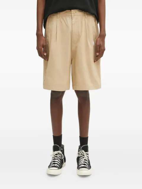 AAPE BY *A BATHING APE® pleated-detail logo-patch shorts