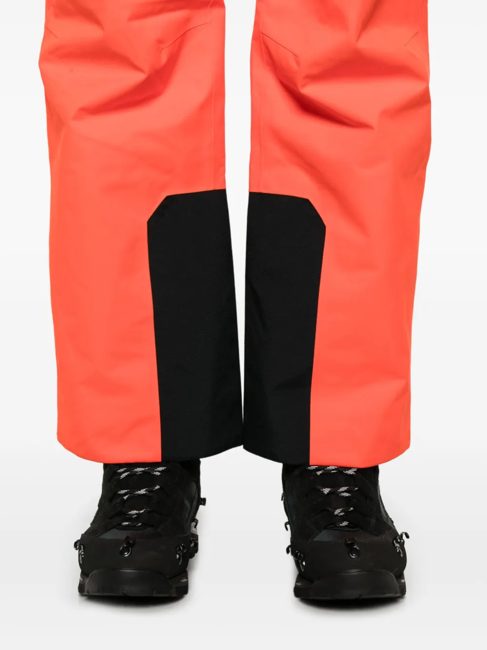 ROSSIGVOLロシニョール　スキーウェアパンツ　ロゴ　多機能　雪山 ROSSIGVOLロシニョール スキーウェアパンツ ロゴ 多機能 雪山