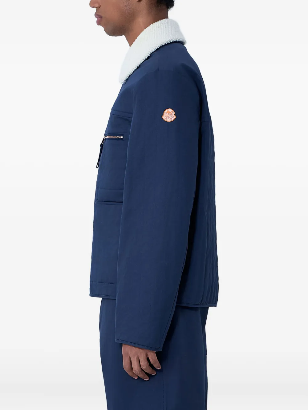 Moncler Jack met lammy kraag en logopatch Blauw