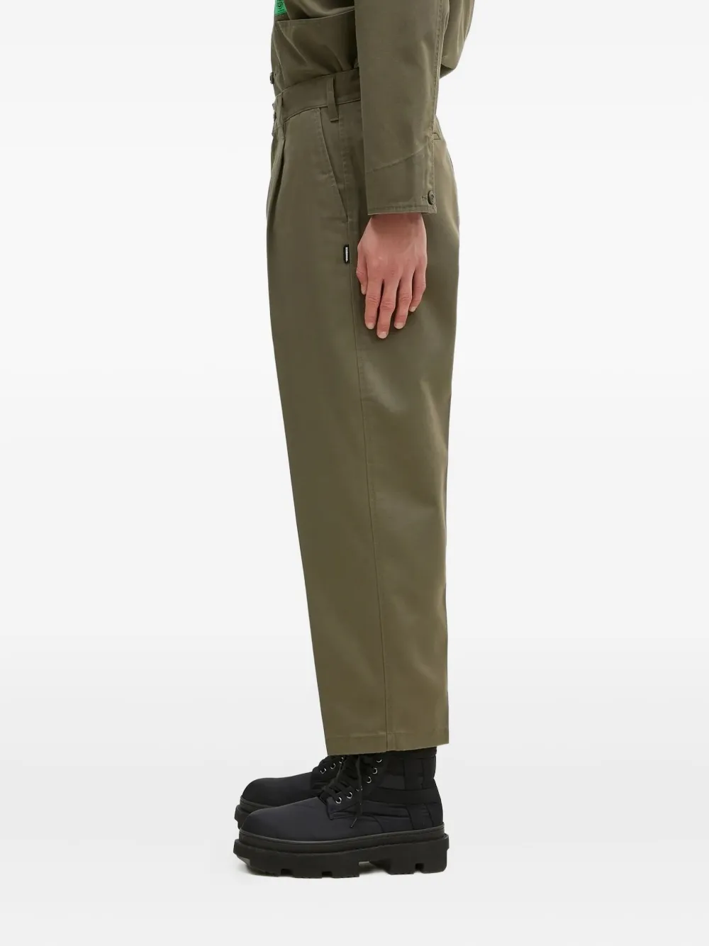 Neighborhood pleated-front trousers Groen