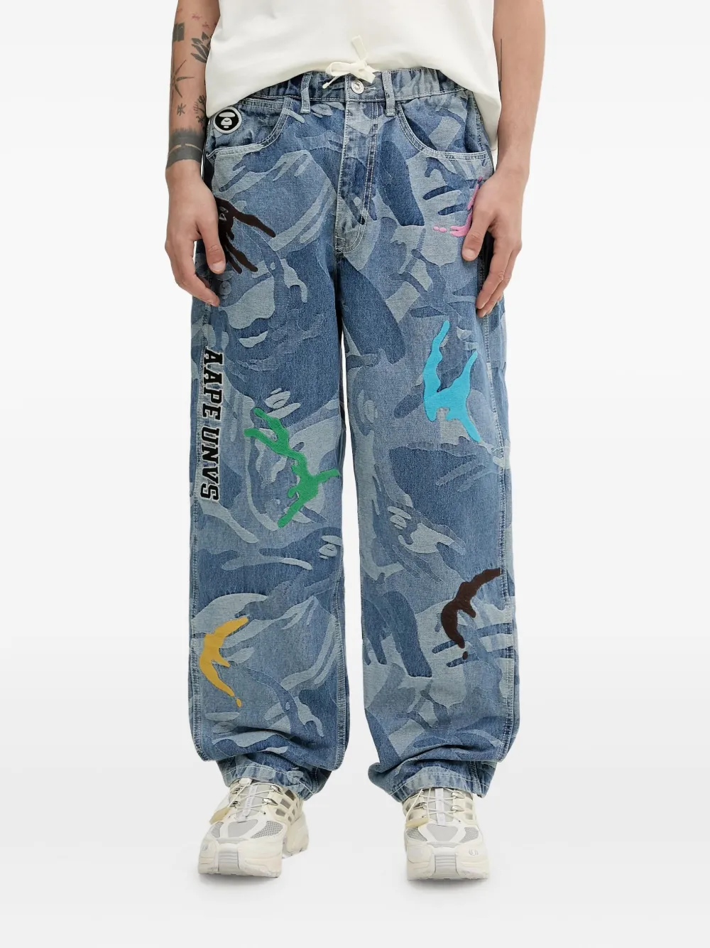 AAPE BY *A BATHING APE camouflage-print hand-detail jeans Blauw