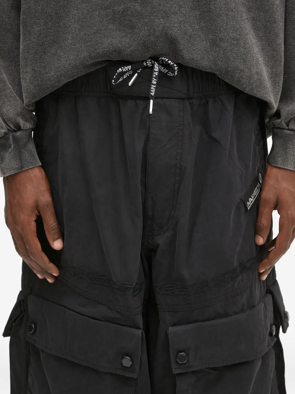 AAPE BY *A BATHING APE multi-pocket drawstring trousers Zwart
