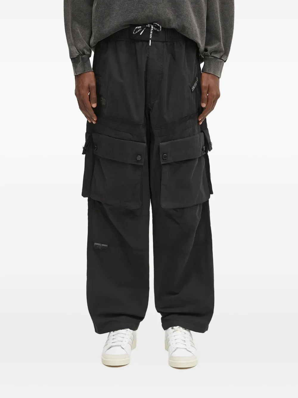 AAPE BY *A BATHING APE multi-pocket drawstring trousers Zwart