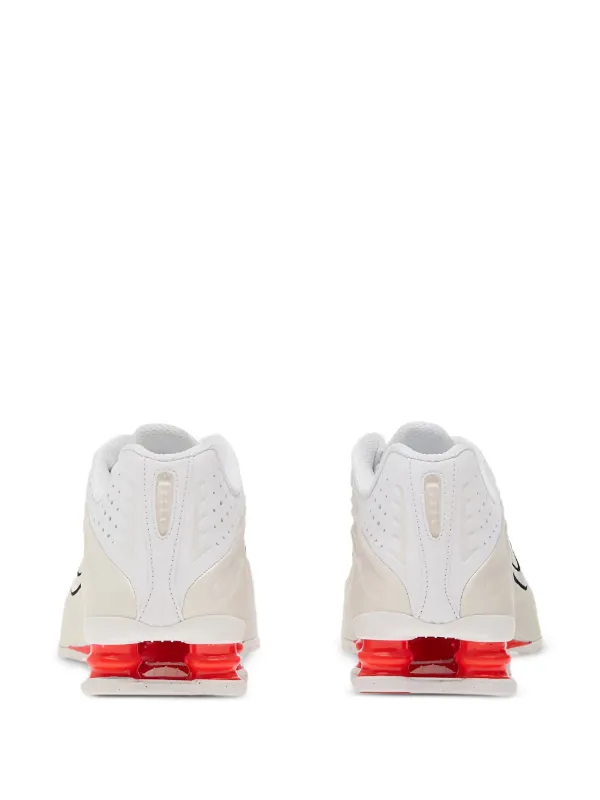 Nike Shox R4 Sneakers | White | FARFETCH