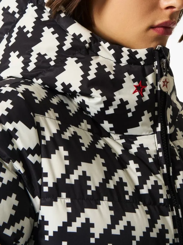 Perfect Moment ハウンドトゥース コート | ホワイト | FARFETCH JP