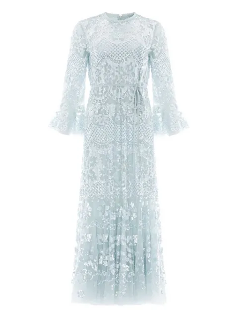 Needle & Thread فستان سهرة بأكمام جرس ومزين بترتر