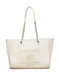 CHANEL Pre-Owned 2021 Small Lurex Boucle Deauville tote bag - White