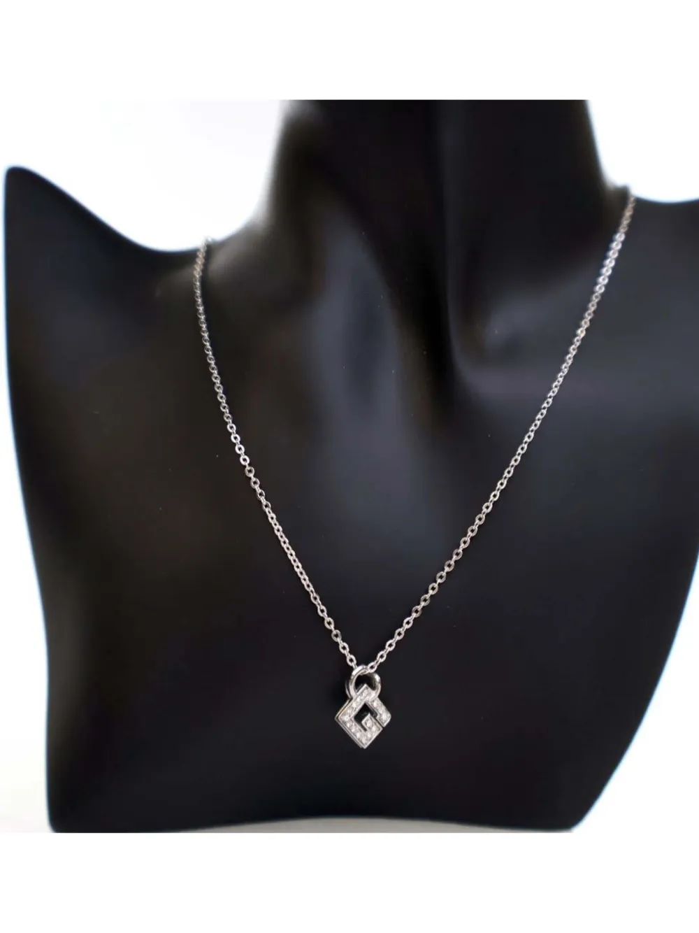 Givenchy Pre-Owned 20th Century Silver Plated G Logo Rhinestone Pendant Necklace costume necklace | Image 2