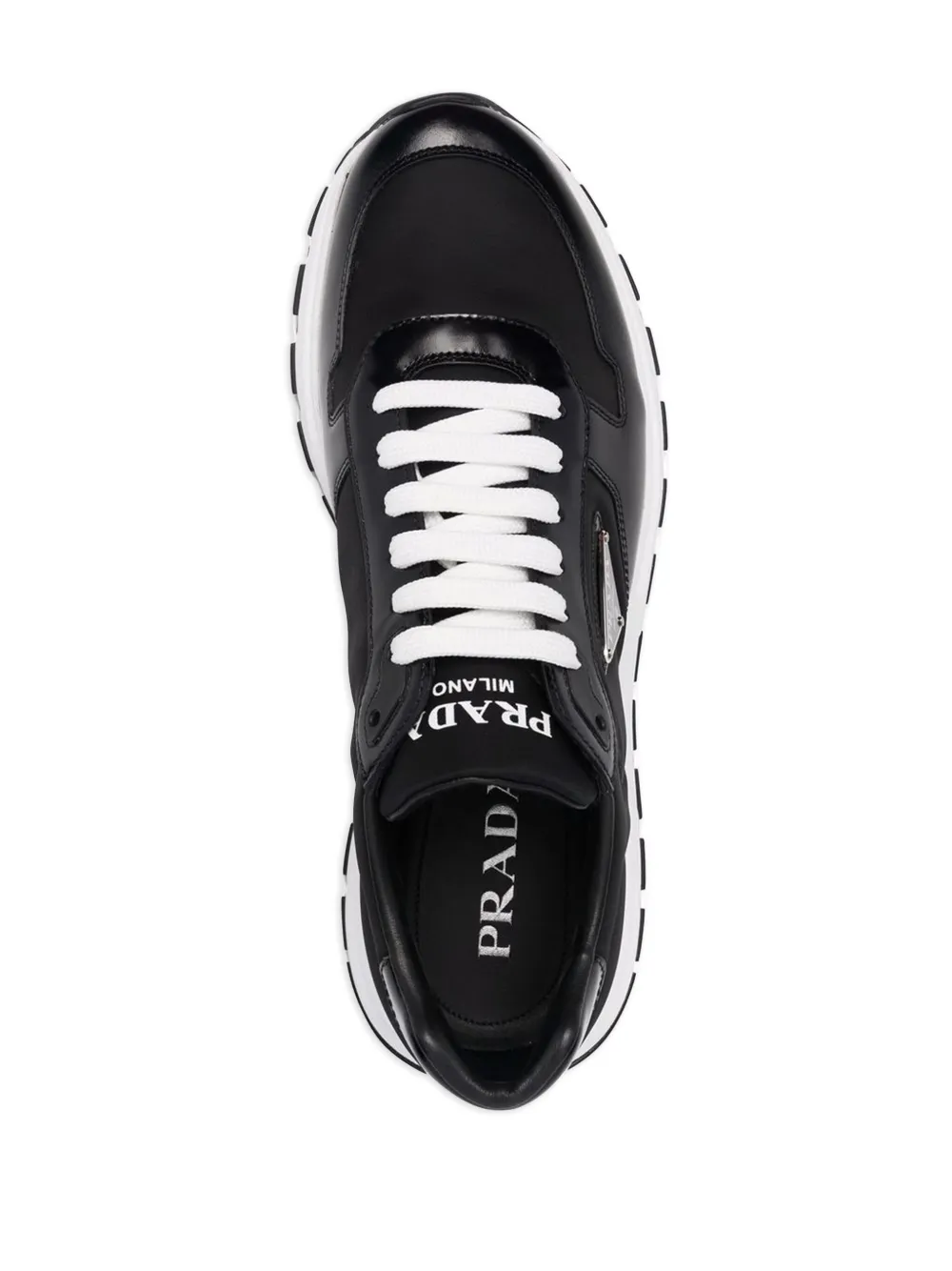 Prada Sneakers met leren vlakken Zwart