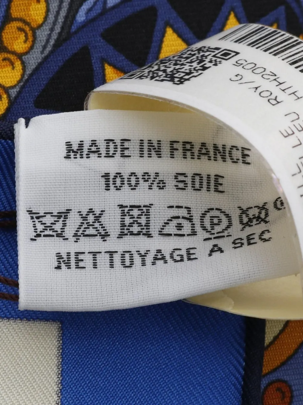 Hermès Pre-Owned 2020s Tapis Selle scarf | Image 2