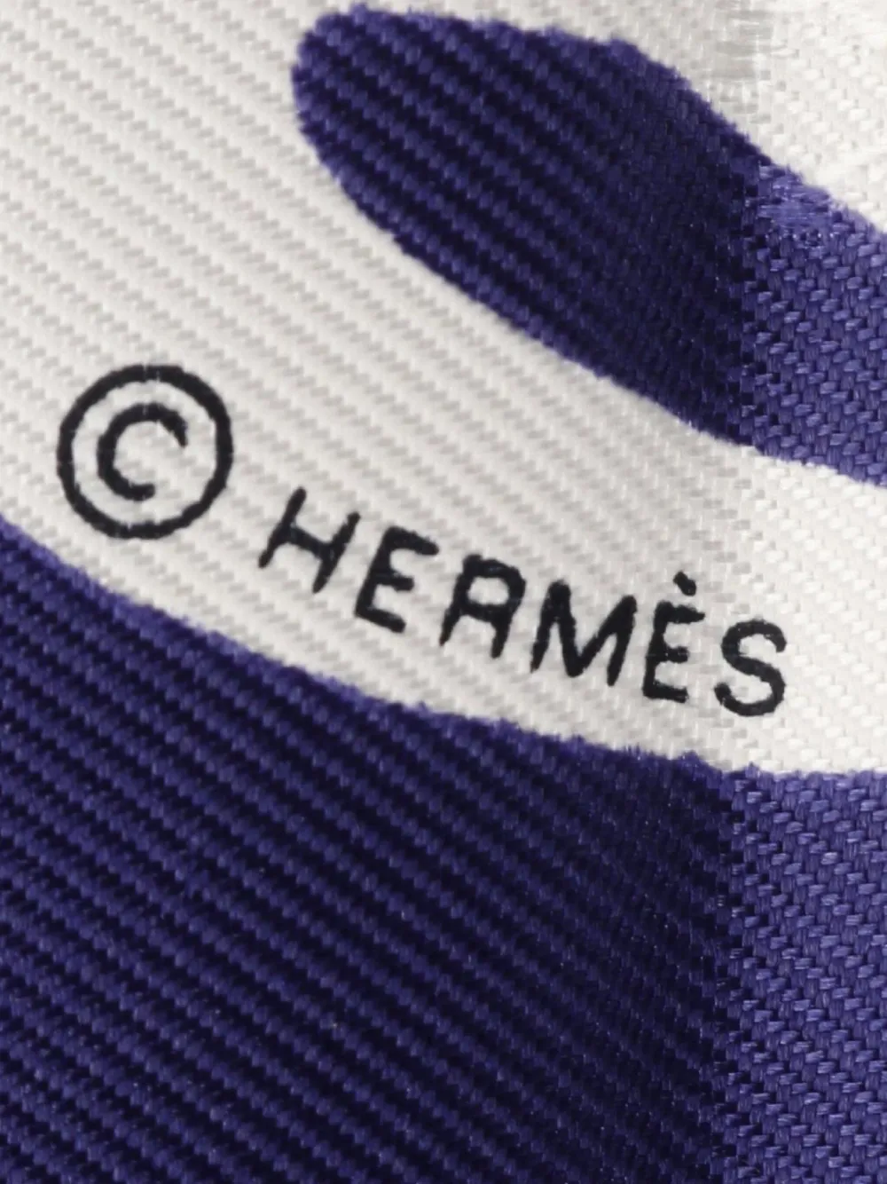 Hermès Pre-Owned 2000s Tattoo Brides Gala scarf | Image 2