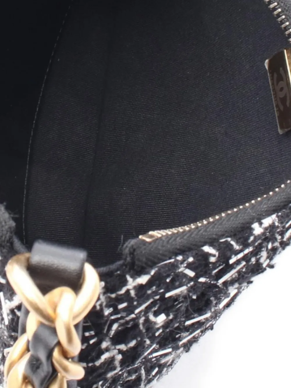 Pre-owned Chanel 2021 Tweed Shoulder Bag In Black