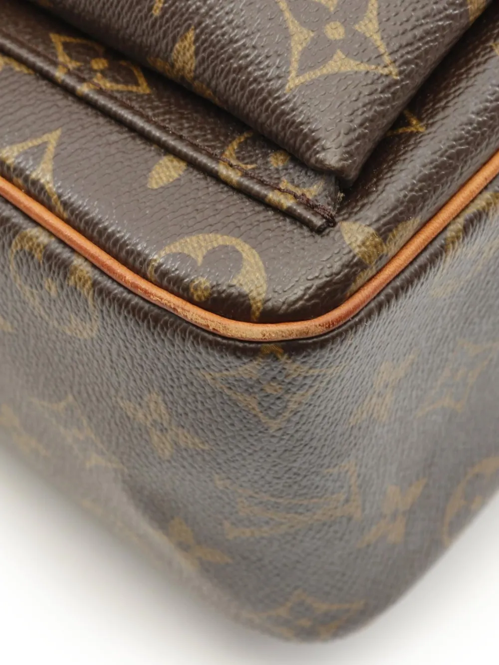 2004 Viva Cite Gm Shoulder Bag