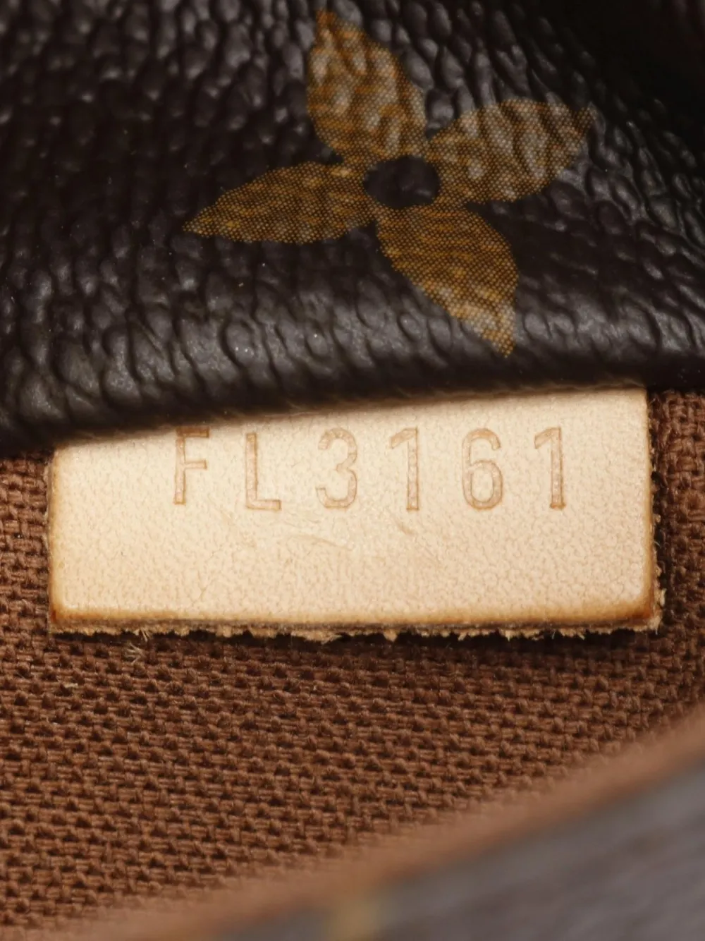 Pre-owned Louis Vuitton 2011 Totally Mm Monogram Shoulder Bag Tote In Brown