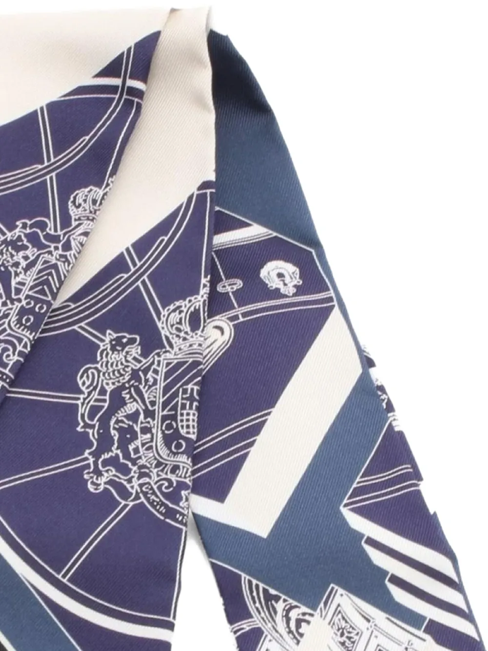 Hermès Pre-Owned 2020s silk scarf | Image 2