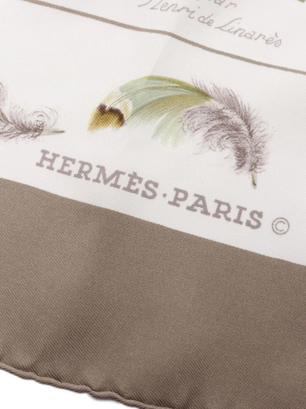 Hermès Pre-Owned x Henri de Linarès 00s Carres 90 Plumes scarf | Image 2