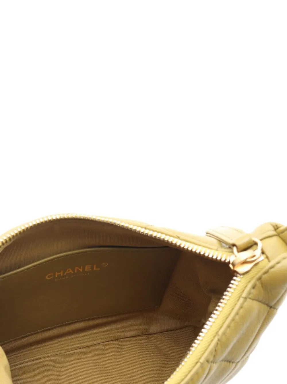 Pre-owned Chanel 2021 Matelassé-quilting Chain-strap Shoulder Bag In Green