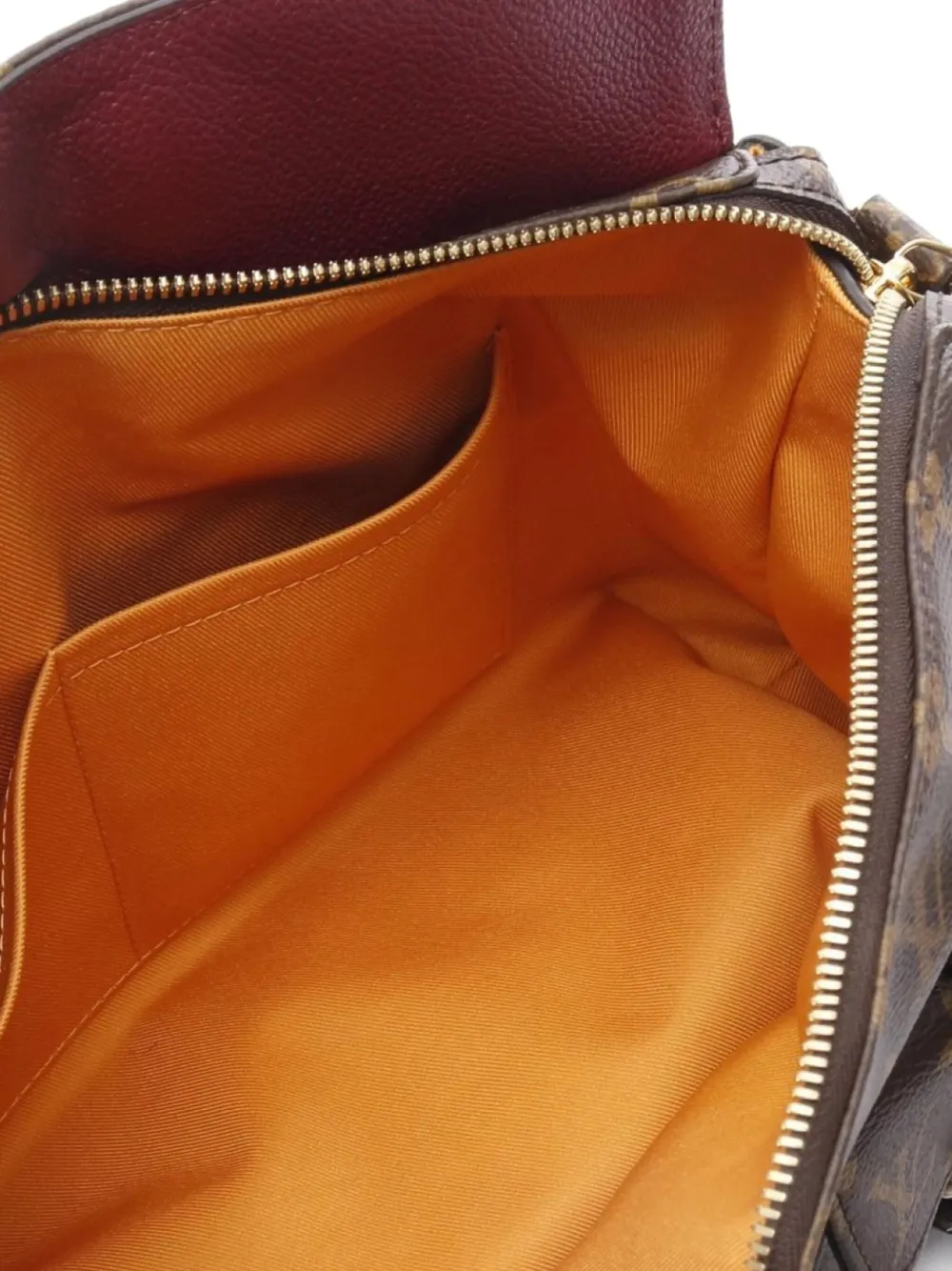 2017 Manhattan Monogram Handbag