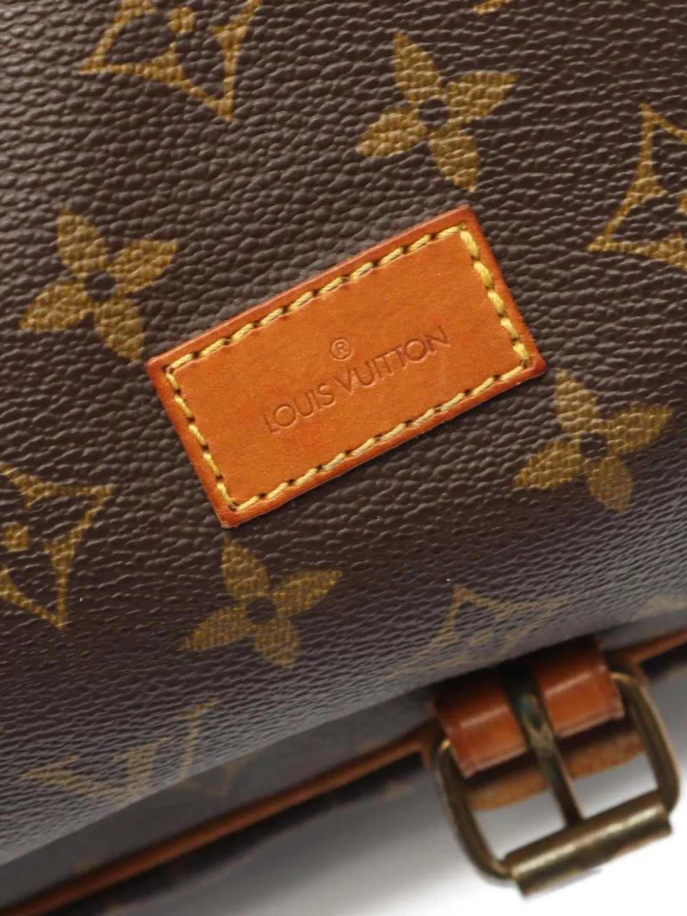 Pre-owned Louis Vuitton 1990 Saumur 30 Shoulder Bag In Brown