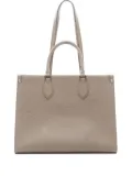 Louis Vuitton Pre-Owned 2021 On-the-Go MM monogram shoulder bag - Neutrals