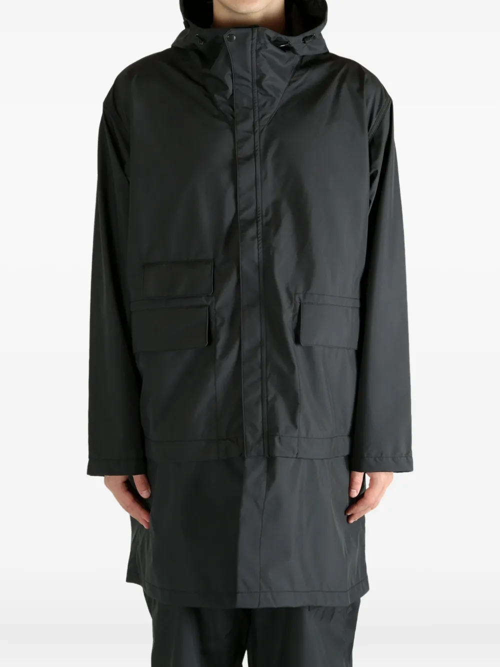 Nanamica hooded pocket coat Zwart