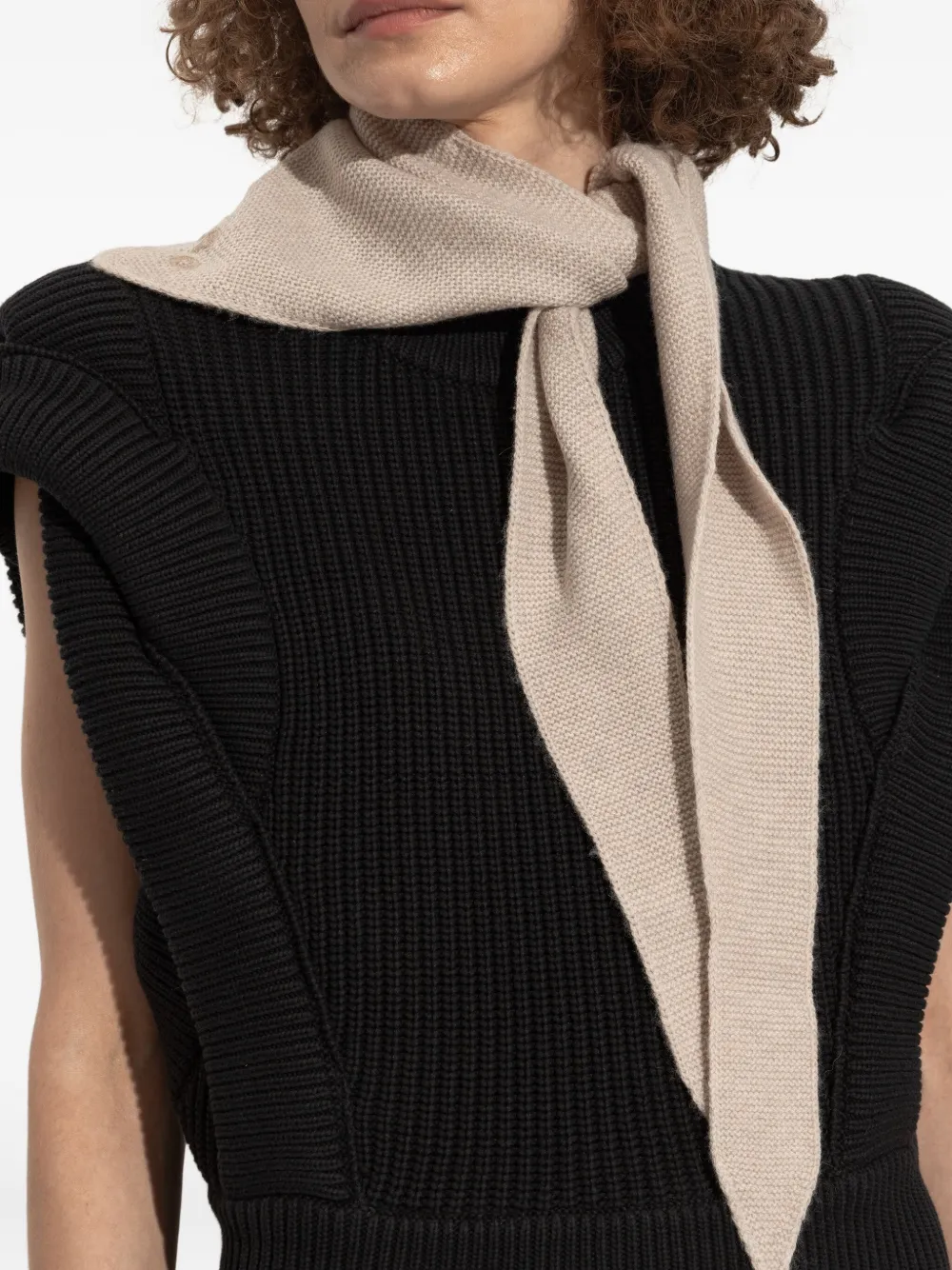 IRO knitted point scarf Beige