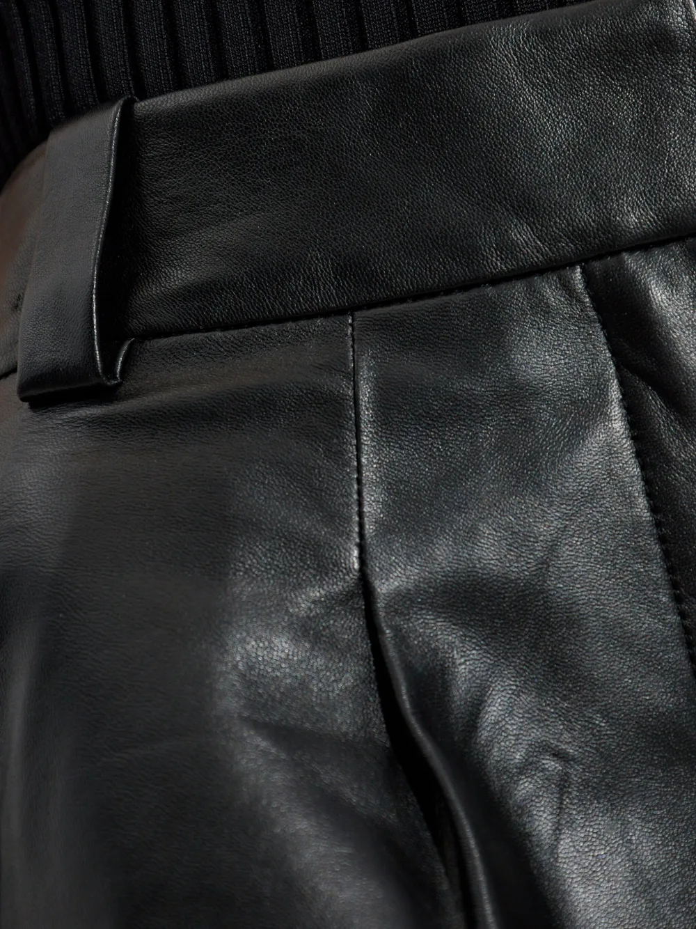 IRO Periz pleated leather shorts Zwart