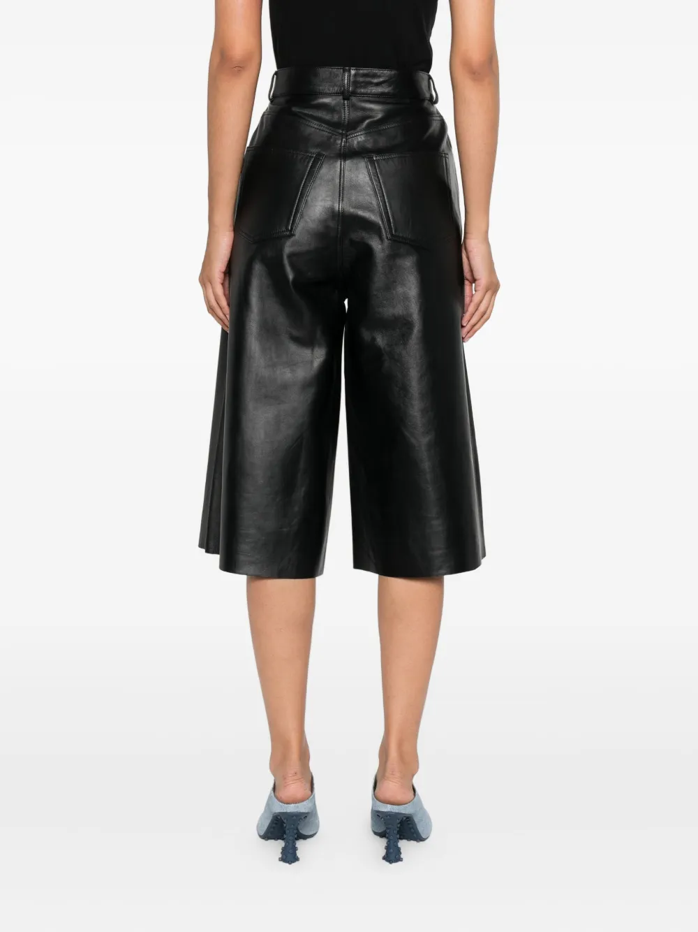 Haikure leather shorts Zwart